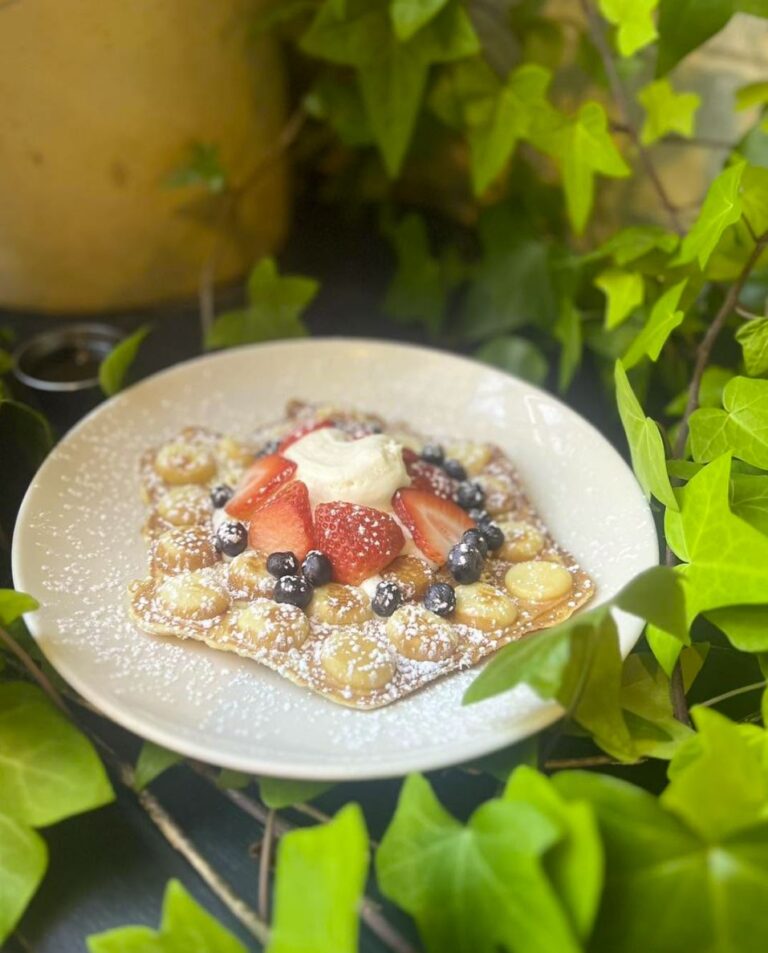 thedenrestaurant_brunchhoughtonmichigan_nearme